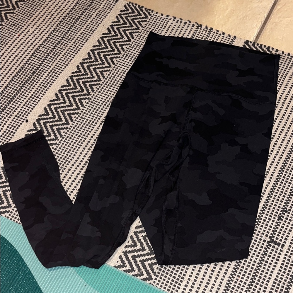 Lululemon gray camo leggings high rise